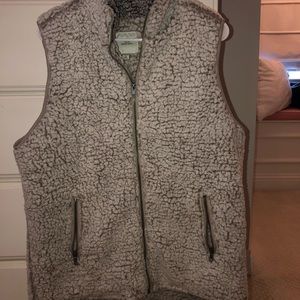 Thread & Supply fuzzy vest size XL